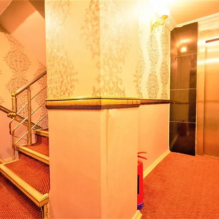 Kaya Royal Hotel - Istanbul מלון